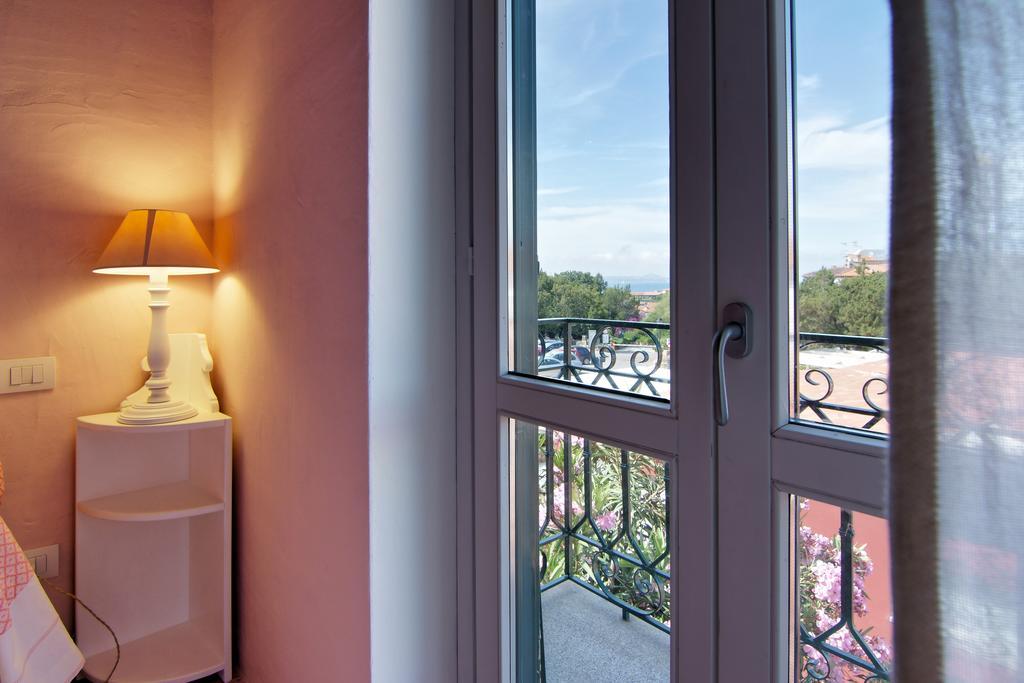 Domus Corallia-Luxury Rooms Porto Rotondo Phòng bức ảnh