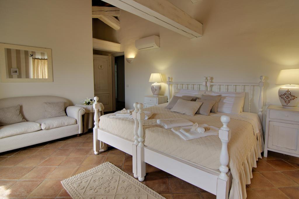 Domus Corallia-Luxury Rooms Porto Rotondo Phòng bức ảnh