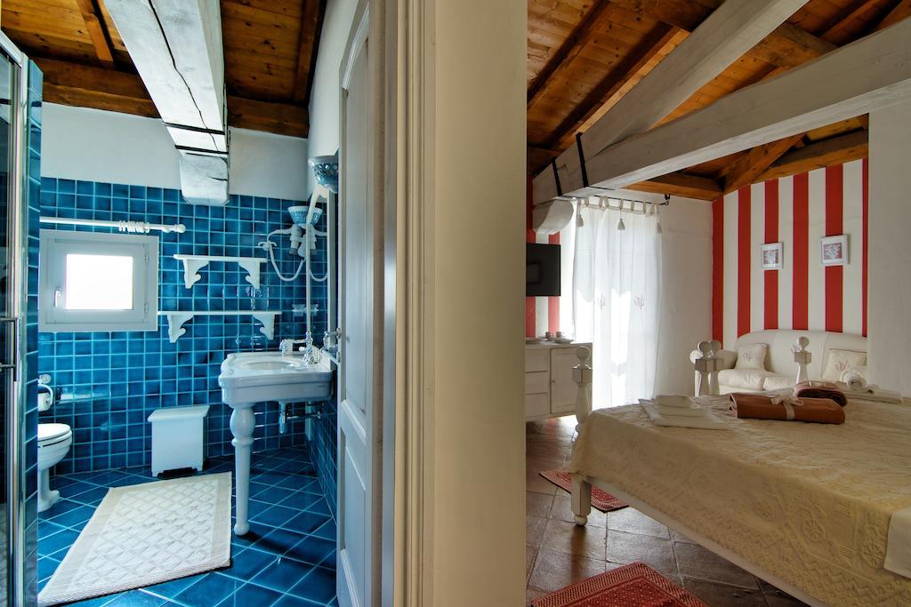 Domus Corallia-Luxury Rooms Porto Rotondo Phòng bức ảnh